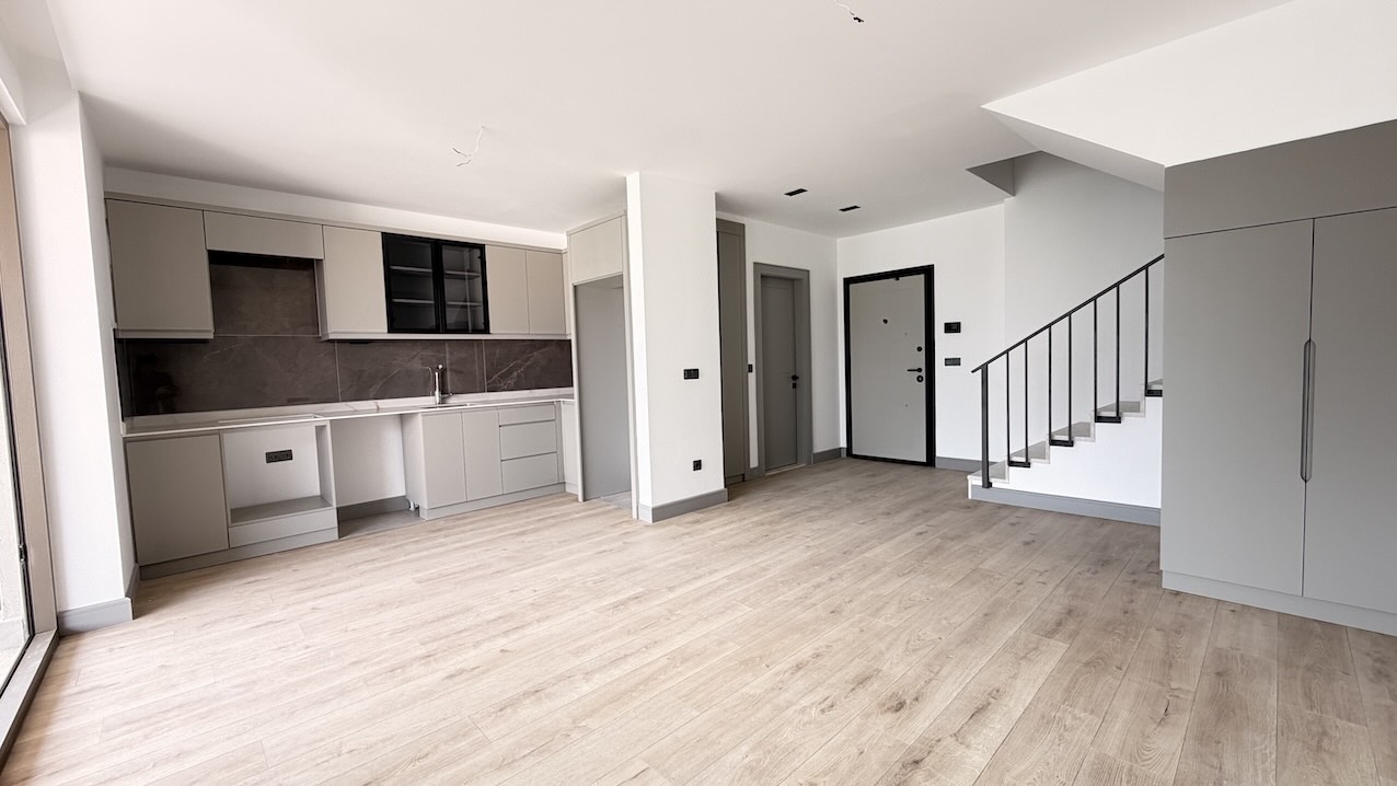 Недвижимость в Турции у моря 2+1 дуплекс на первой линии в комплексе Oxo Beach в Алании - Фото 9