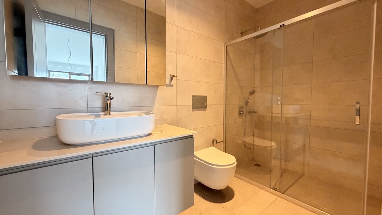 Недвижимость в Турции у моря 2+1 дуплекс на первой линии в комплексе Oxo Beach в Алании - Фото 12