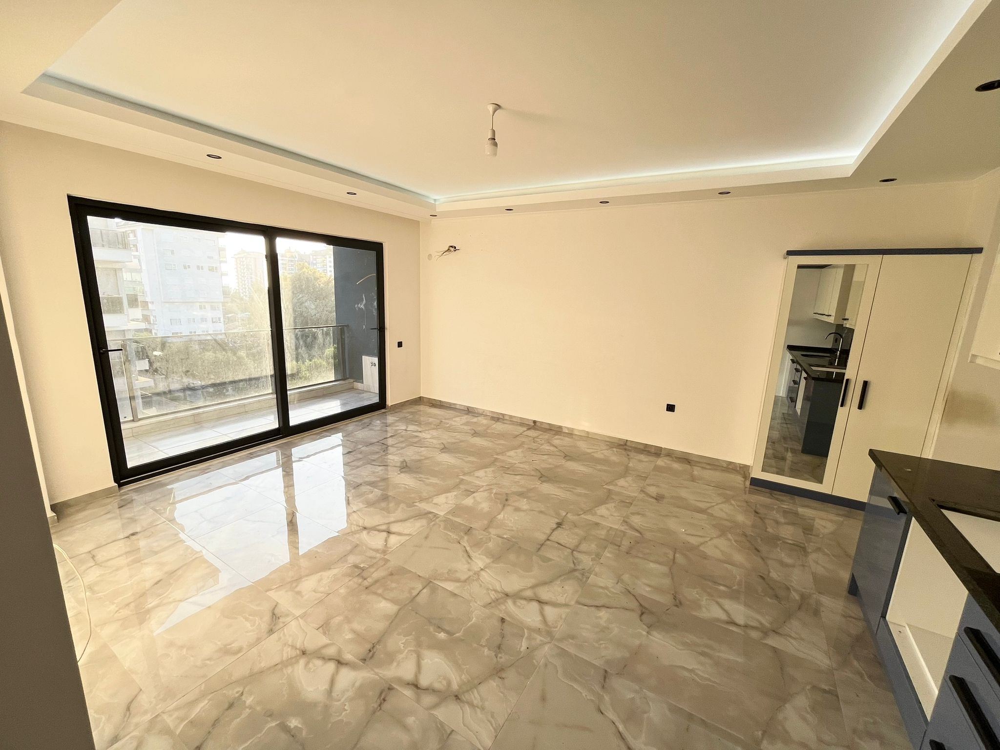 Квартира в Турции 1+1 в комплексе Aser Blue Palace в районе Махмутлар - Фото 4