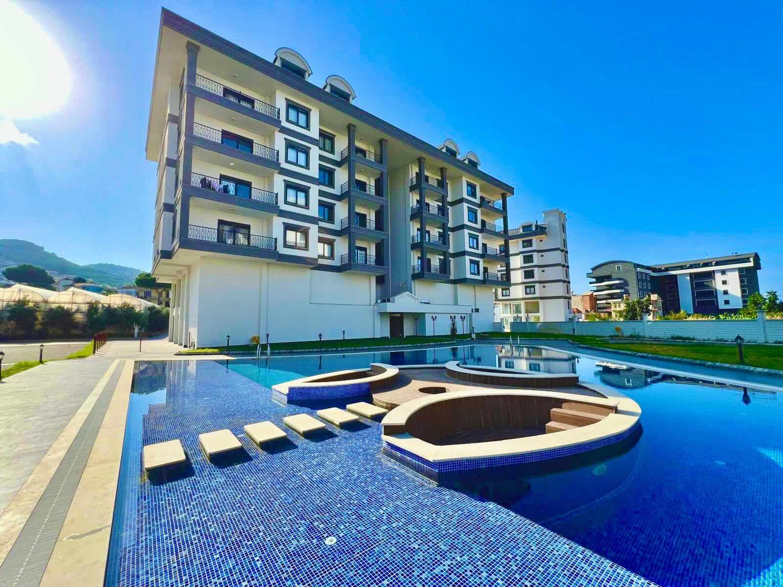 Квартира в Алании 1+1 в комплексе Lord’s Palace в районе Каргыджак - Фото 1