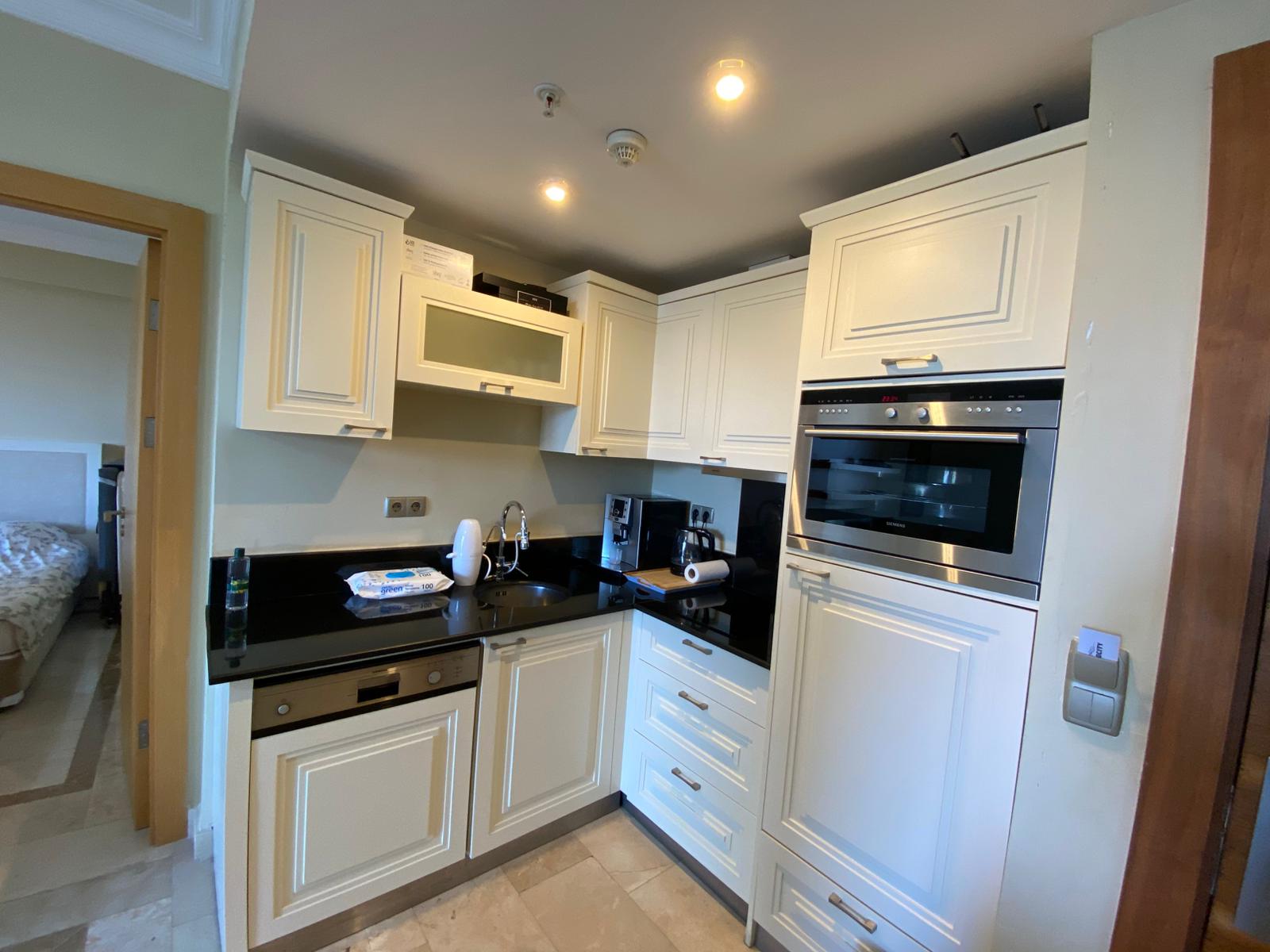 Квартира в Турции в комплексе Gold City в районе Каргыджак в Алании - Фото 6