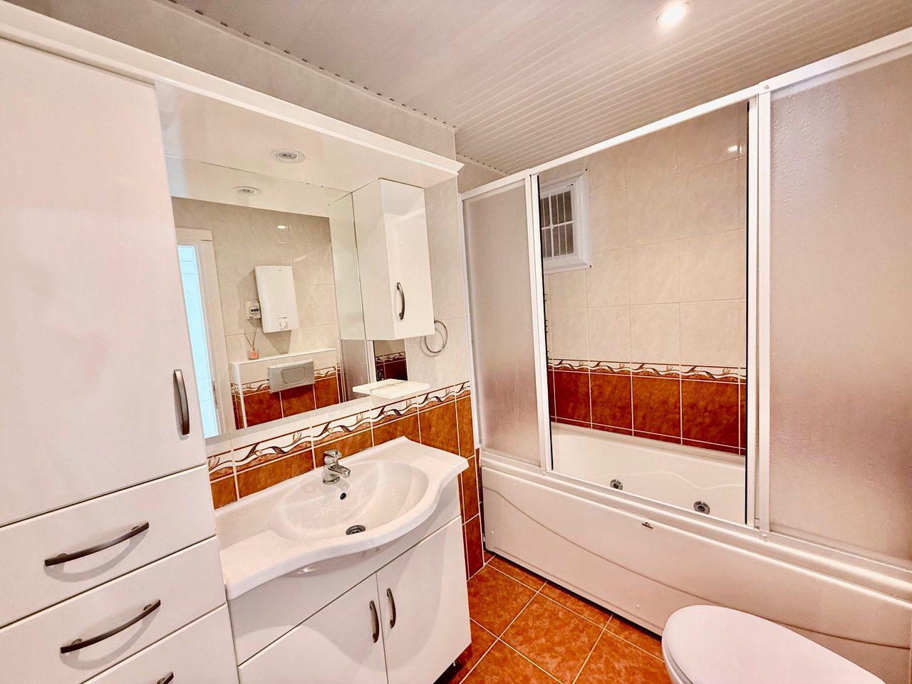 Квартира в Алании у моря 2+1 в комплексе Granada Residence в районе Махмутлар - Фото 14