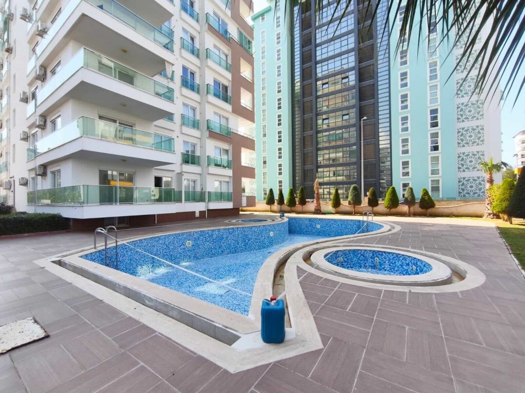 Квартира в Алании 1+1 в комплексе Bay 3 в районе Махмутлар - Фото 3