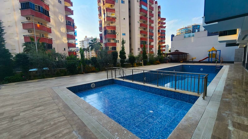 Недвижимость в Турции у моря 1+1 в комплексе Gokgur Residence - Фото 3